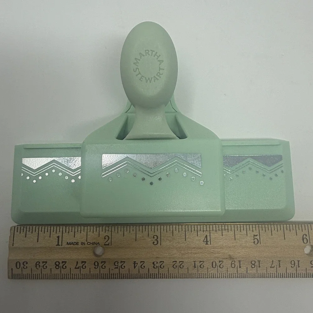 Martha Stewart Chevron Dots Edge Border Paper Punch Mint Green Discontinued